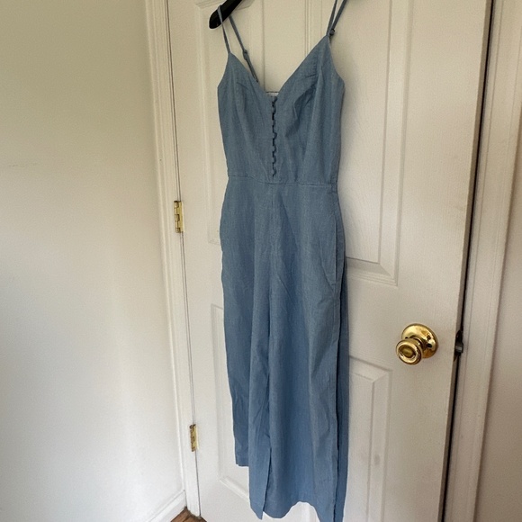 Banana Republic, Jumpsuit, button style, belted, cropped leg, Blue, Size 0 - Picture 3 of 10